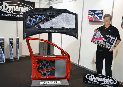 Autodax na výstavách